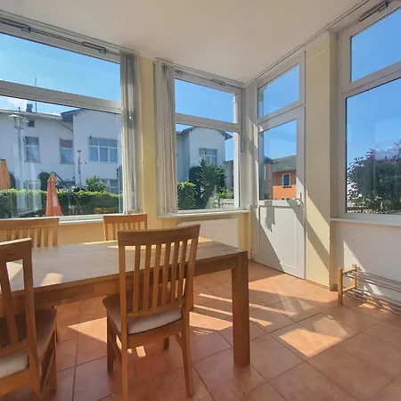 Apartment West *